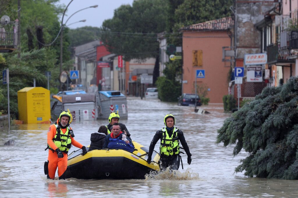 Emilia Romagna: Caritas vicina alle popolazioni colpite dalle alluvioni. Comunicato di Caritas Italiana