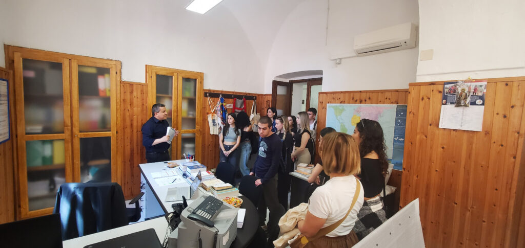 Far crescere la competenza trasversale della solidarietà. La visita degli studenti del “Baudi”